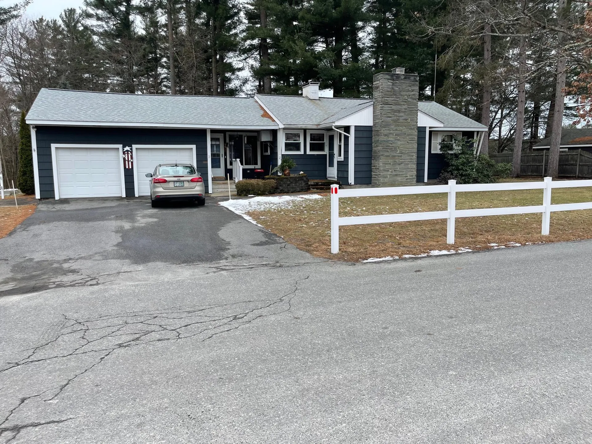 2 Severance Street Derry NH 03038