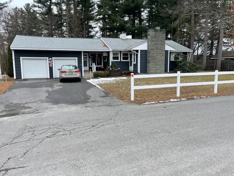 2 Severance Street Derry NH 03038