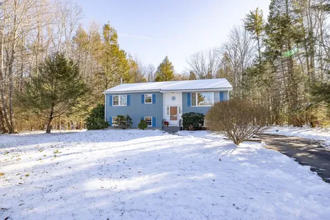 34 Lisa Beth Circle Dover NH 03820