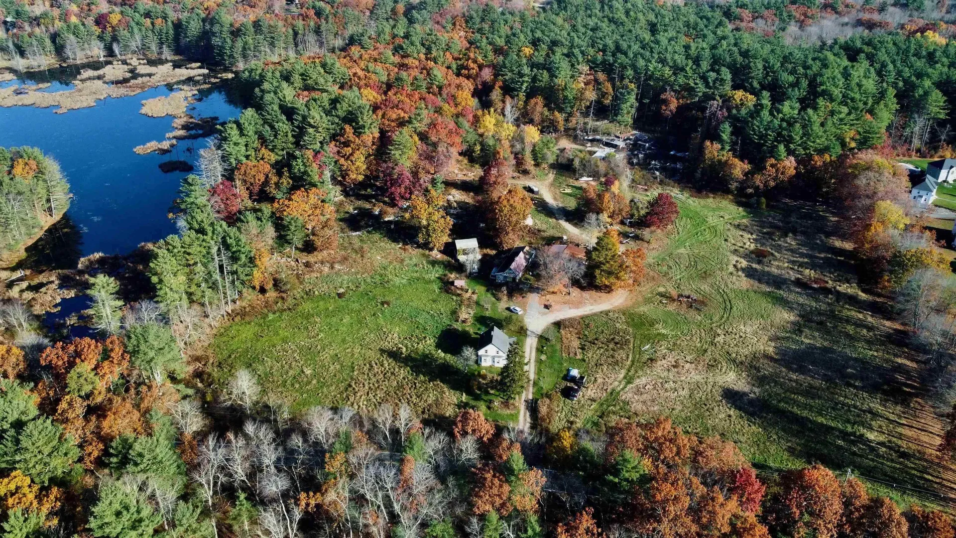 40 Burns Road Pelham NH 03076