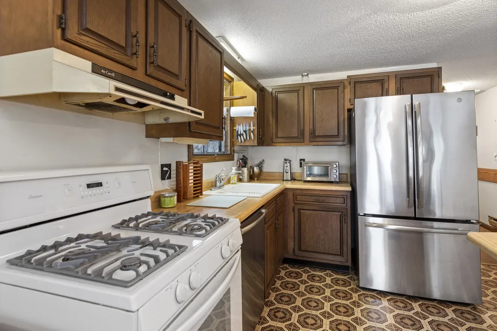 85 Arrowhead Point Road Bristol NH 03222