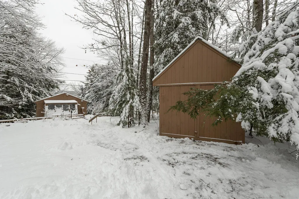 85 Arrowhead Point Road Bristol NH 03222
