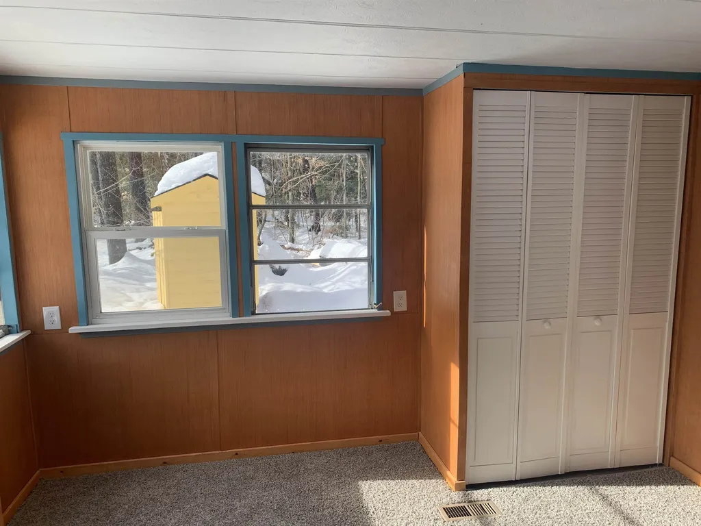 22 Pineland Park Road Milton NH 03851
