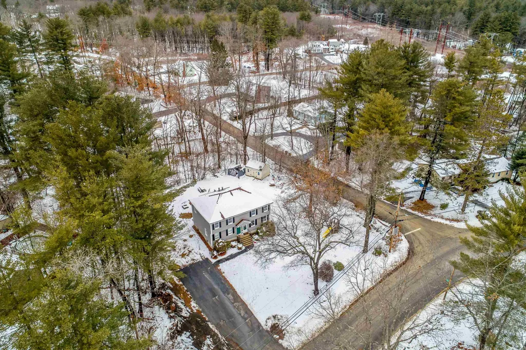 20 Bockes Road Hudson NH 03051