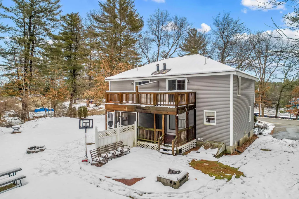 20 Bockes Road Hudson NH 03051