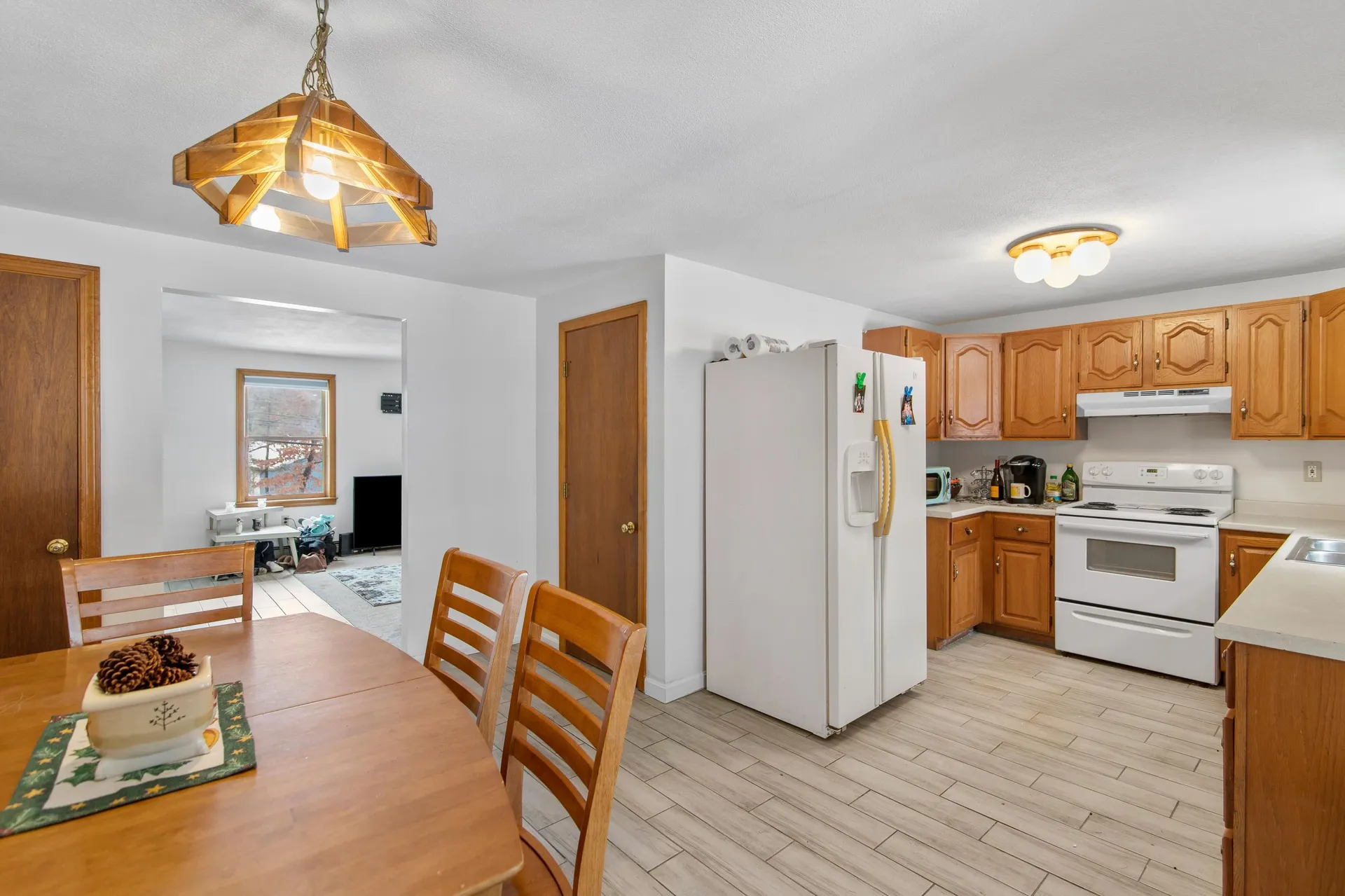 20 Bockes Road Hudson NH 03051