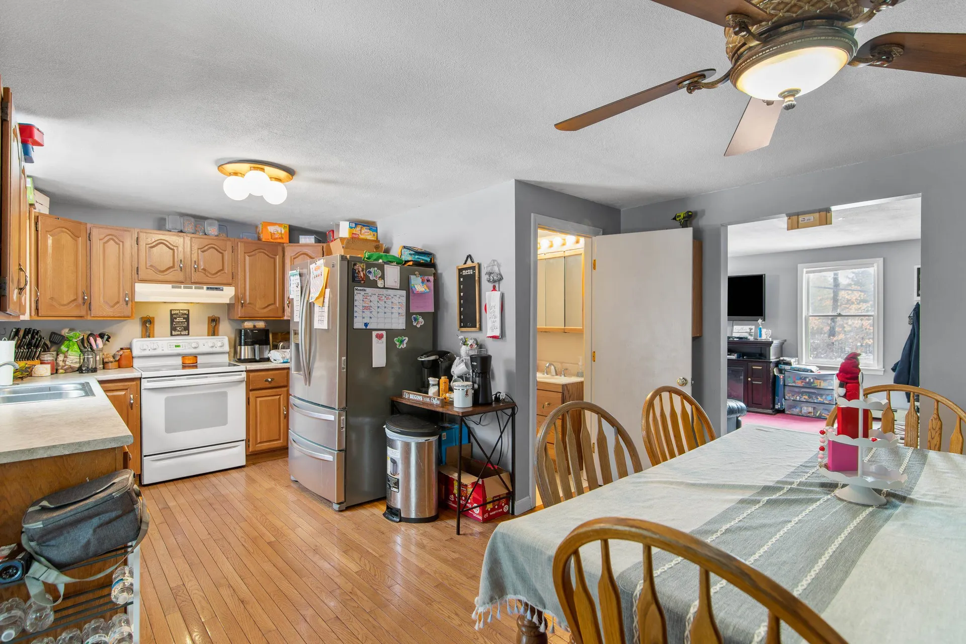 20 Bockes Road Hudson NH 03051