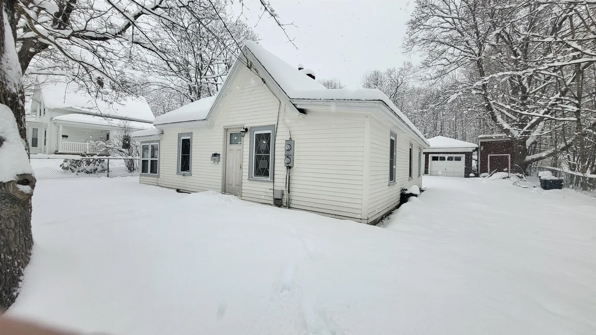 16 Blaine Street Farmington NH 03835