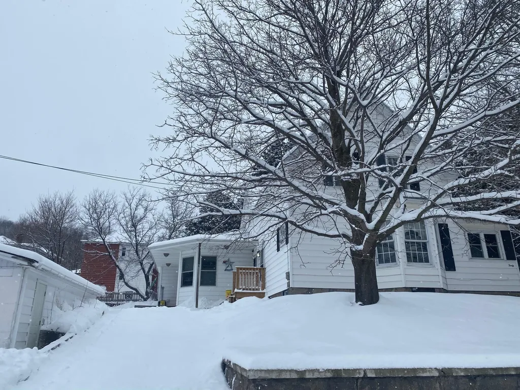 40 Jasper Street Berlin NH 03570