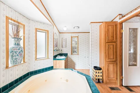 14 Welch Lane Raymond NH 03077