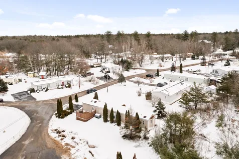 14 Welch Lane Raymond NH 03077