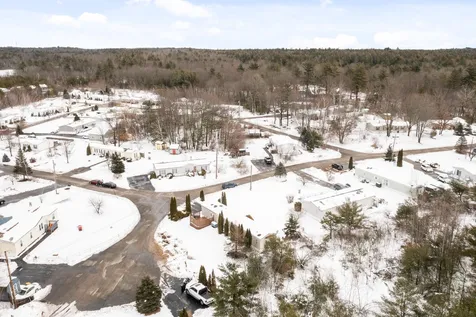 14 Welch Lane Raymond NH 03077