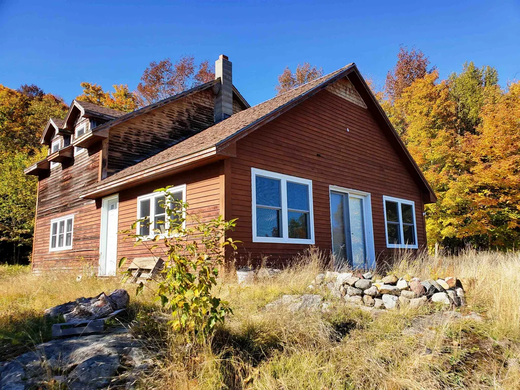 4200 Lamotte Road Guildhall VT 05905