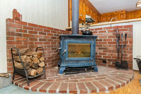 15 Bangor Street Nashua NH 03063