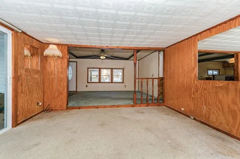 15 Bangor Street Nashua NH 03063