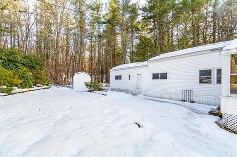 15 Bangor Street Nashua NH 03063