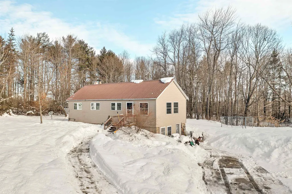 20 Meaderboro Road New Durham NH 03855