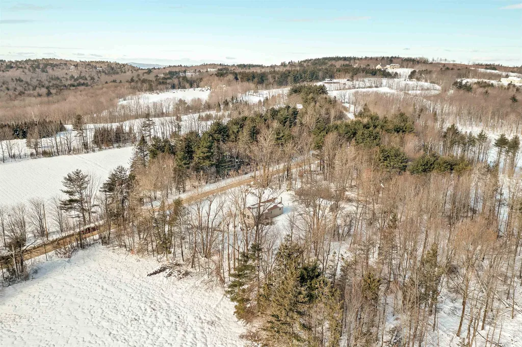 20 Meaderboro Road New Durham NH 03855