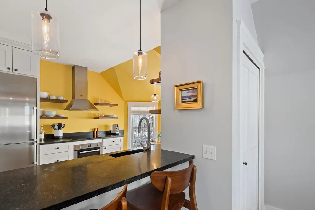 107 Bridge Street Waitsfield VT 05673