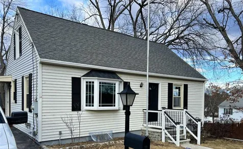 612 Brunelle Avenue Manchester NH 03103