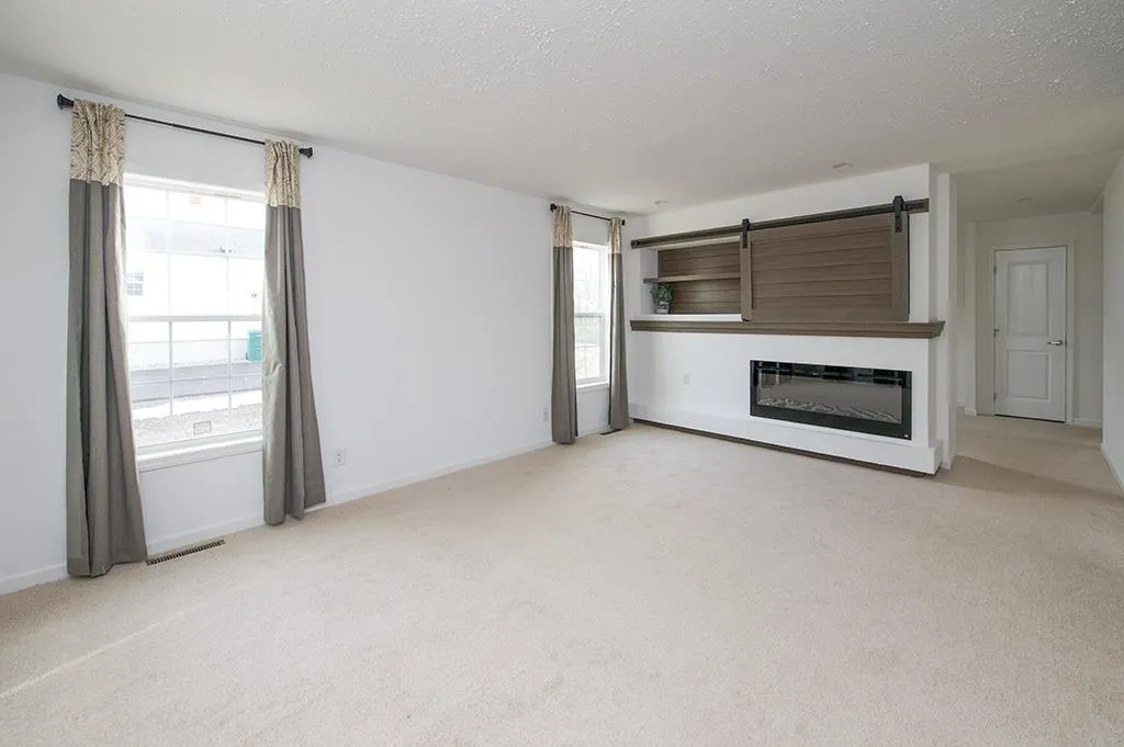 17 Sharon Way Fremont NH 03044
