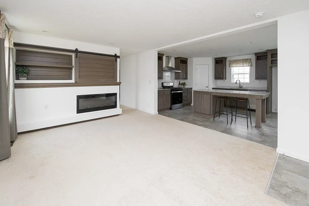 17 Sharon Way Fremont NH 03044