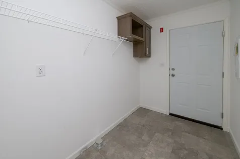 17 Sharon Way Fremont NH 03044