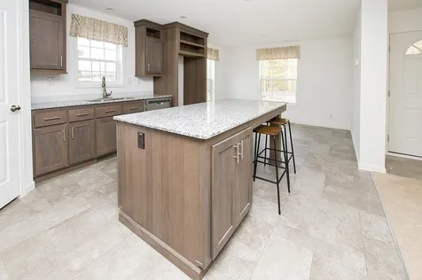 17 Sharon Way Fremont NH 03044