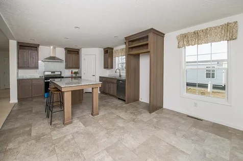 17 Sharon Way Fremont NH 03044
