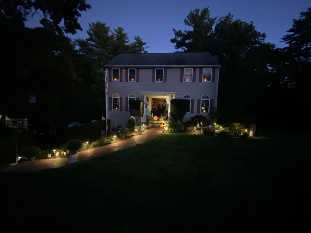 34 Trent Road Hooksett NH 03106