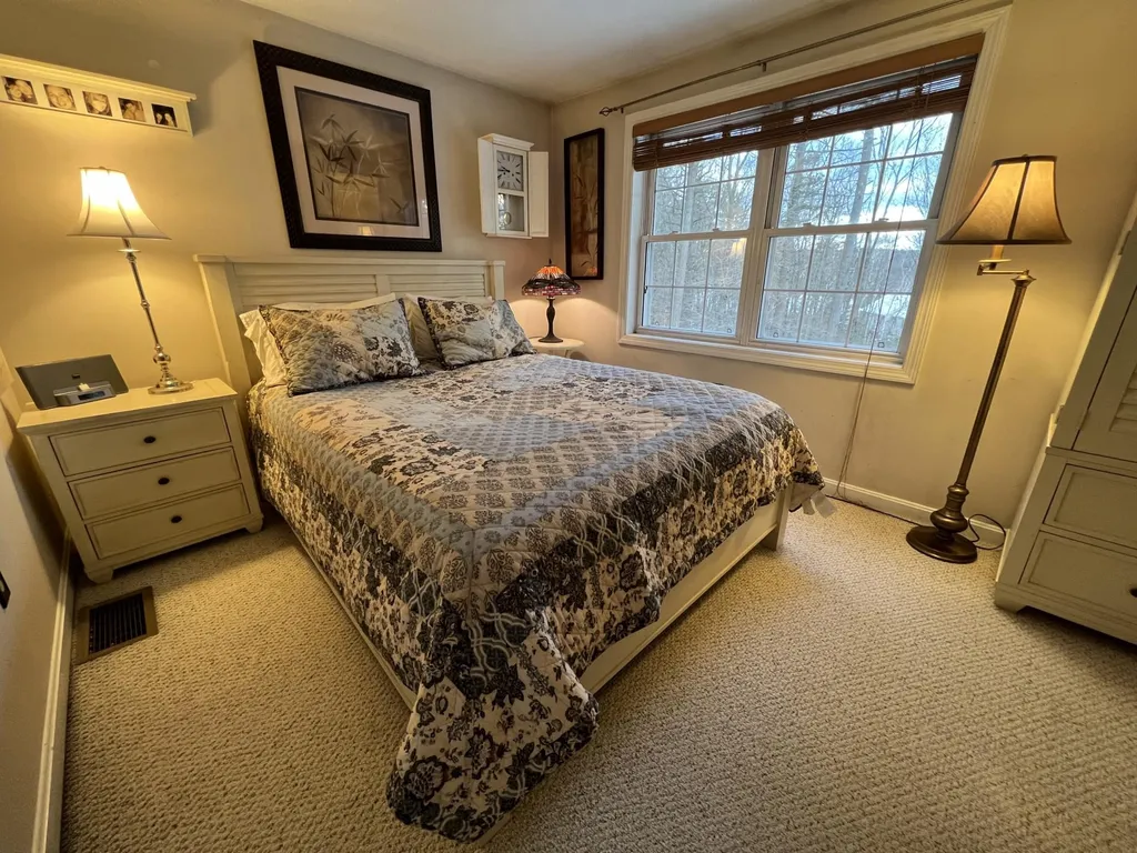 34 Trent Road Hooksett NH 03106