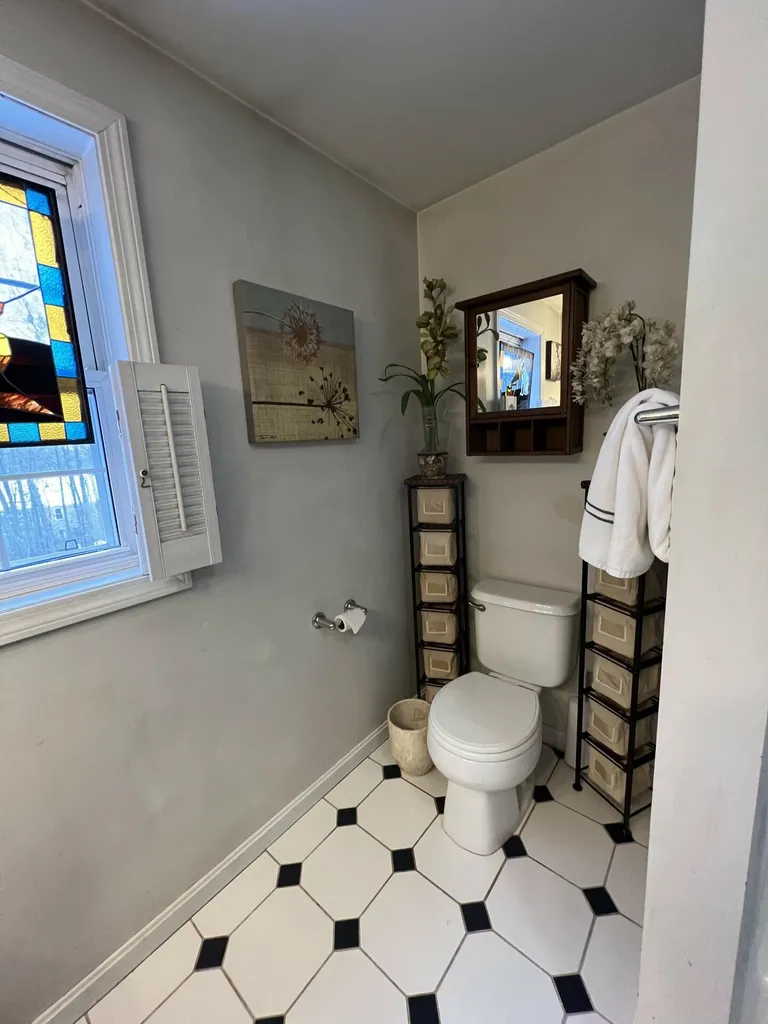 34 Trent Road Hooksett NH 03106