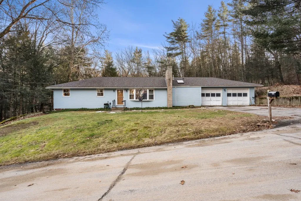 32 Woodward Drive Milford NH 03055