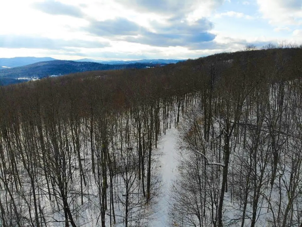 0 Cushing Road Hartford VT 05059