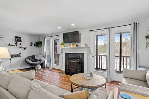 62 Collins Landing Road Weare NH 03281