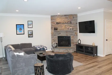 140a Woodland Loop Lincoln NH 03251
