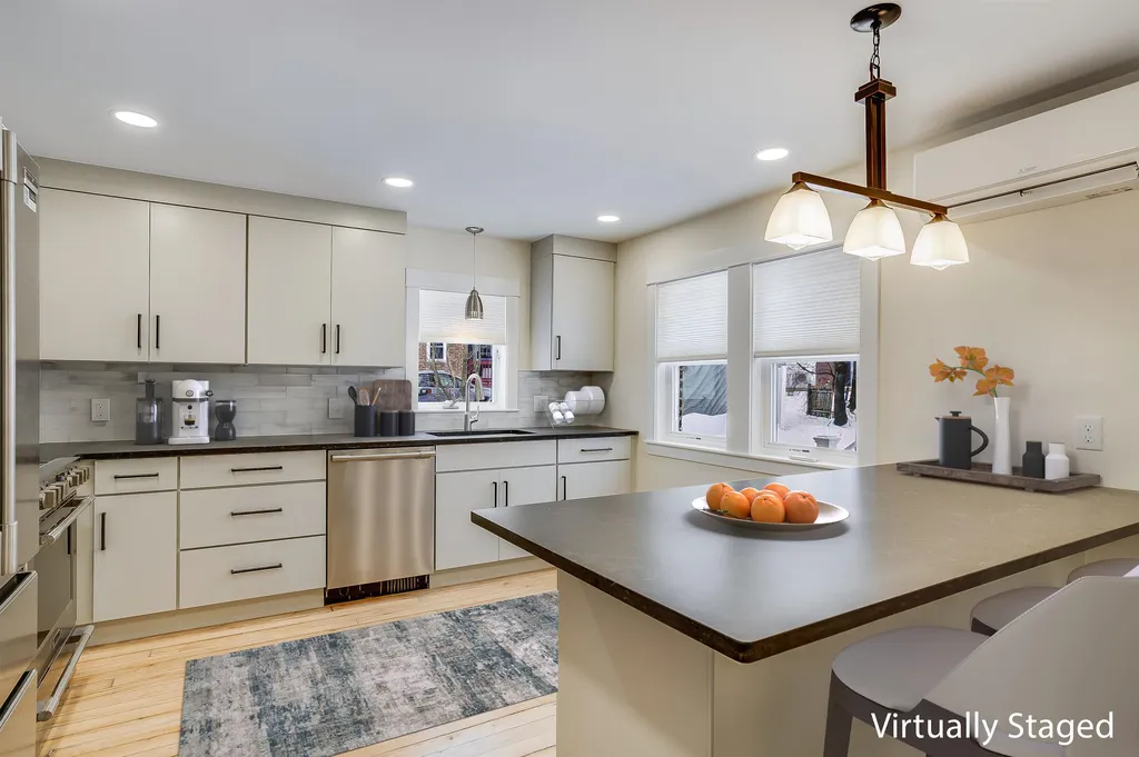 13 Cedar Street Newmarket NH 03857