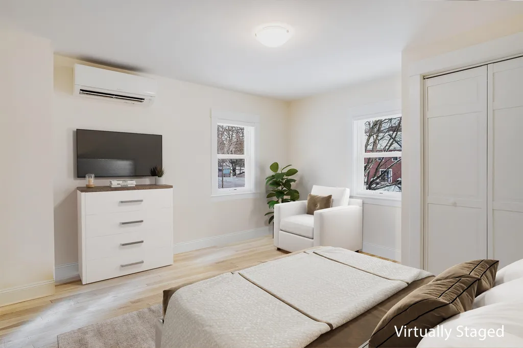 13 Cedar Street Newmarket NH 03857