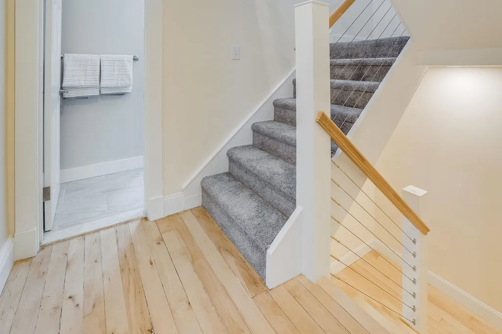 13 Cedar Street Newmarket NH 03857