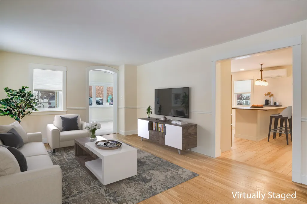 13 Cedar Street Newmarket NH 03857