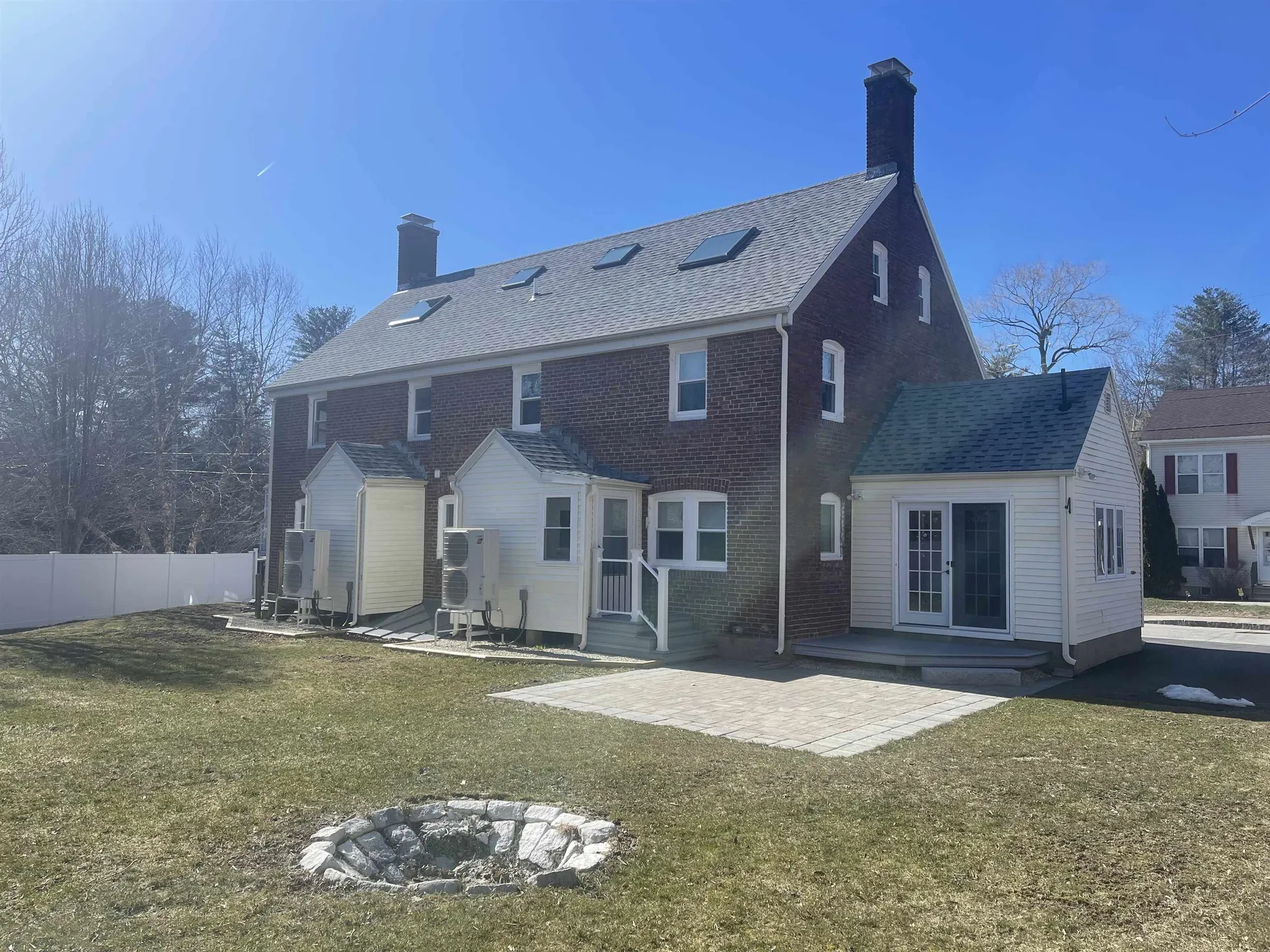 13 Cedar Street Newmarket NH 03857