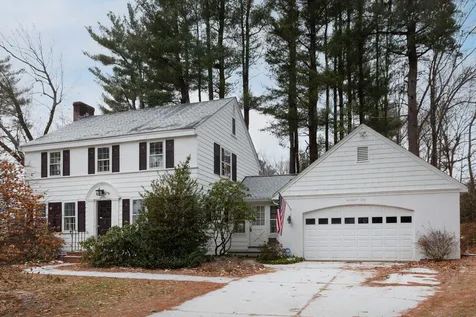 96 Wellington Street Nashua NH 03064