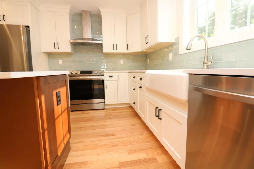 4 Bryson Lane Lee NH 03861