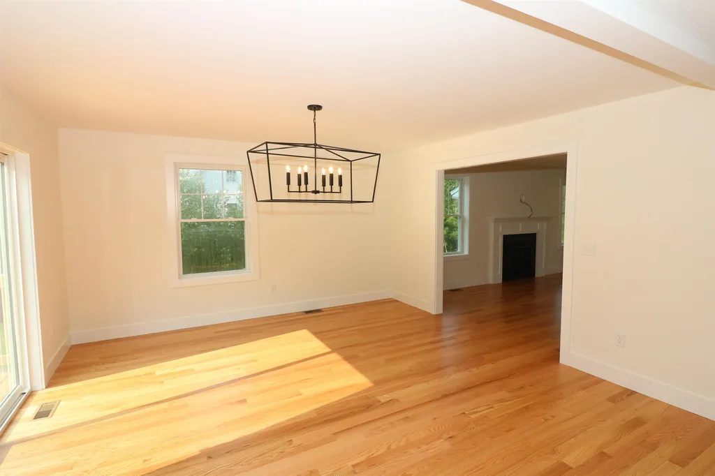 4 Bryson Lane Lee NH 03861