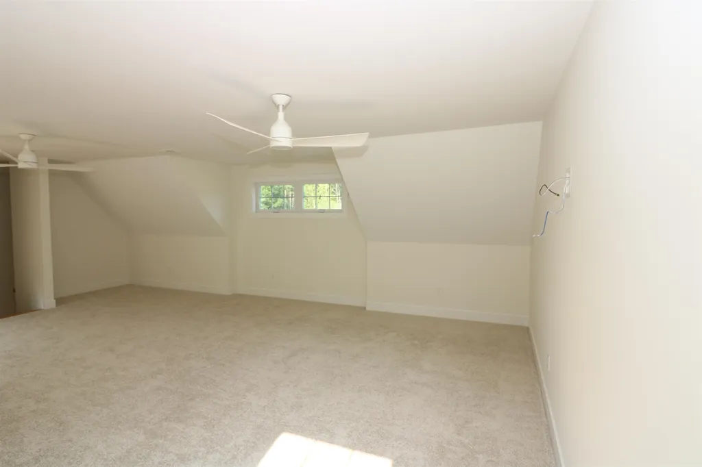 4 Bryson Lane Lee NH 03861