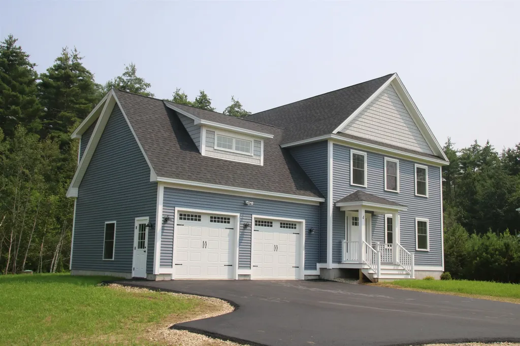 4 Bryson Lane Lee NH 03861