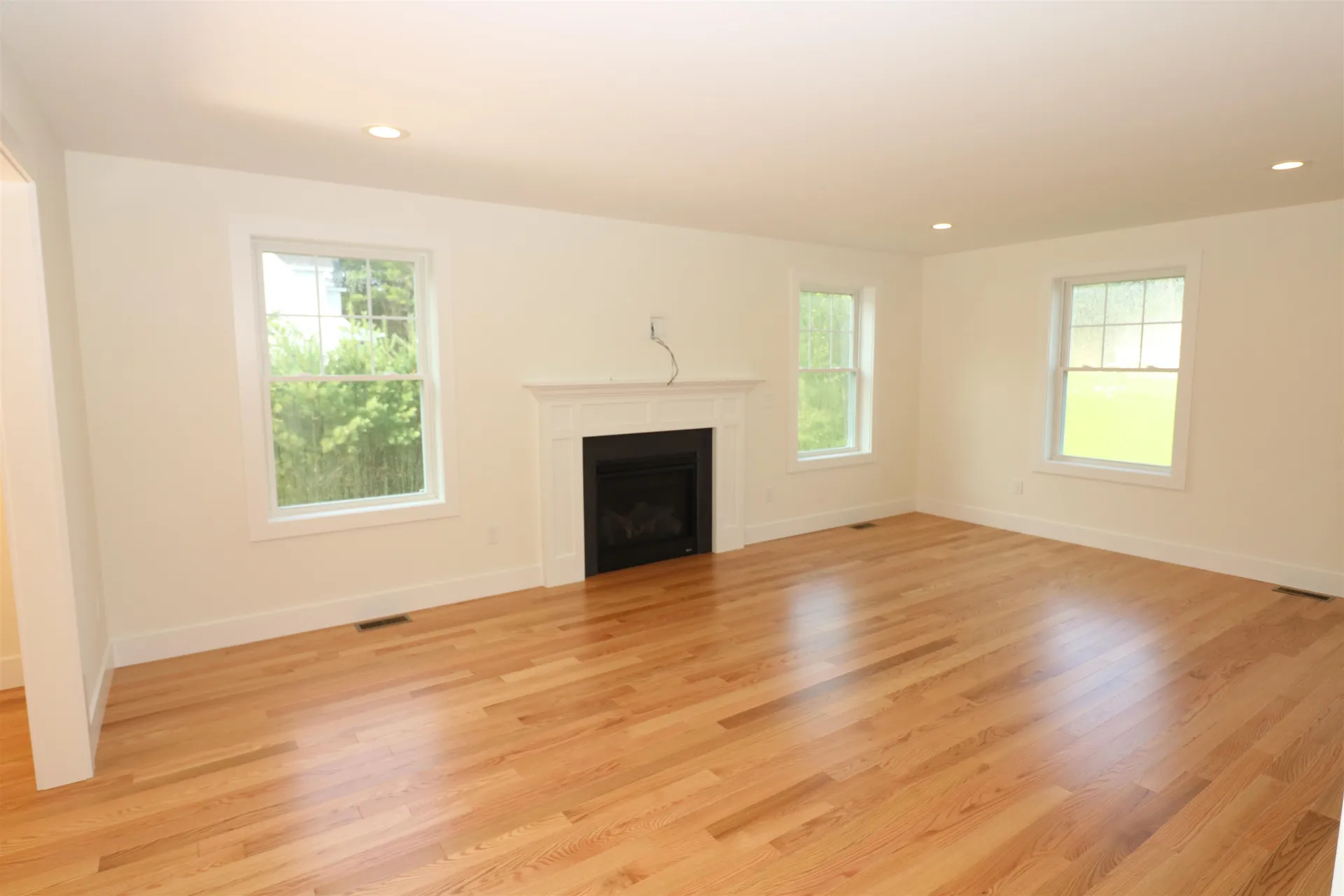 4 Bryson Lane Lee NH 03861
