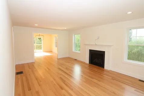 4 Bryson Lane Lee NH 03861