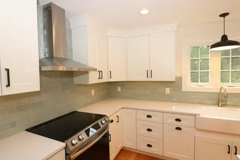 4 Bryson Lane Lee NH 03861