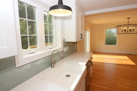 4 Bryson Lane Lee NH 03861